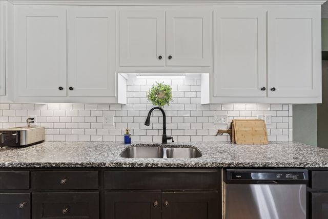 203 Shane Lee Cir, Dover, TN 37058