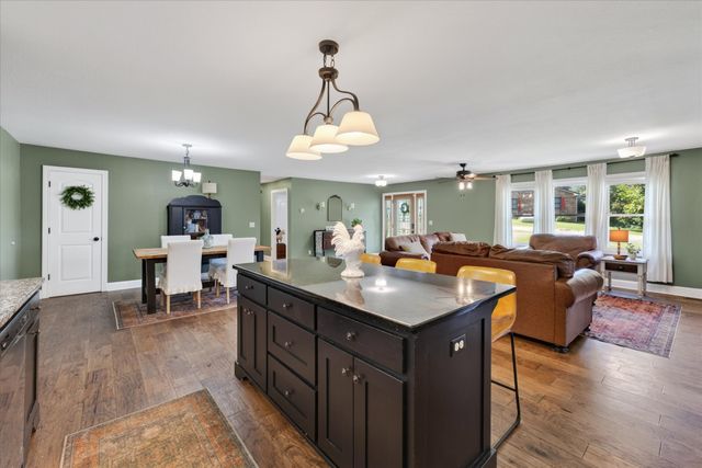 203 Shane Lee Cir, Dover, TN 37058