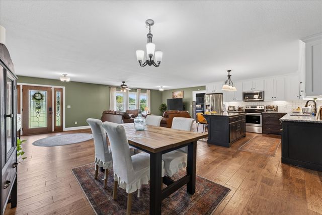 203 Shane Lee Cir, Dover, TN 37058