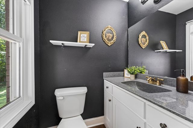 203 Shane Lee Cir, Dover, TN 37058