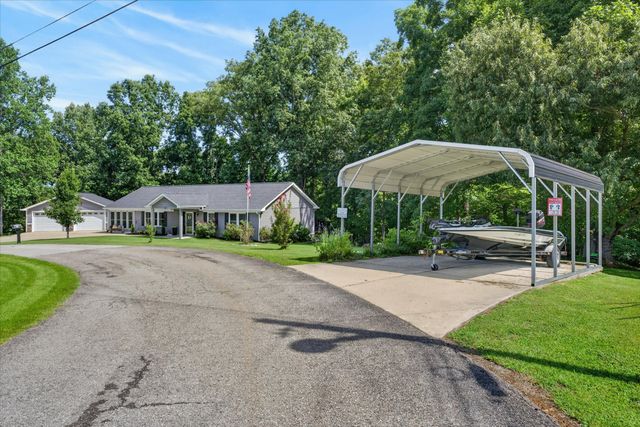 203 Shane Lee Cir, Dover, TN 37058