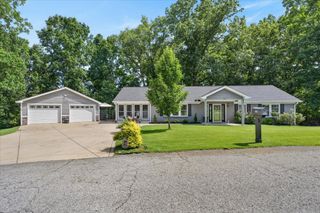 203 Shane Lee Cir, Dover, TN 37058