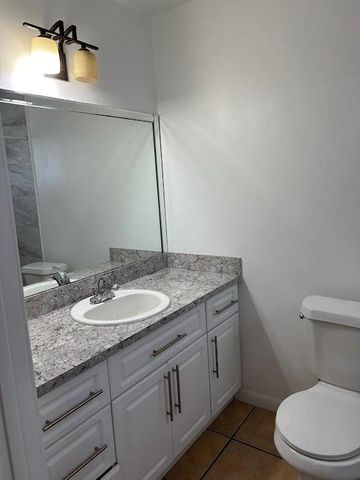 1440 Miami Road Unit 6, Fort Lauderdale, FL 33316