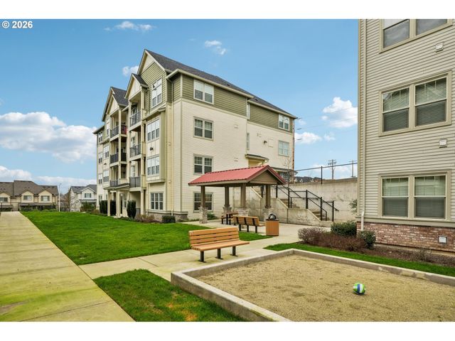 17168 Sw SNOWDALE St H-102, Beaverton, OR 97007