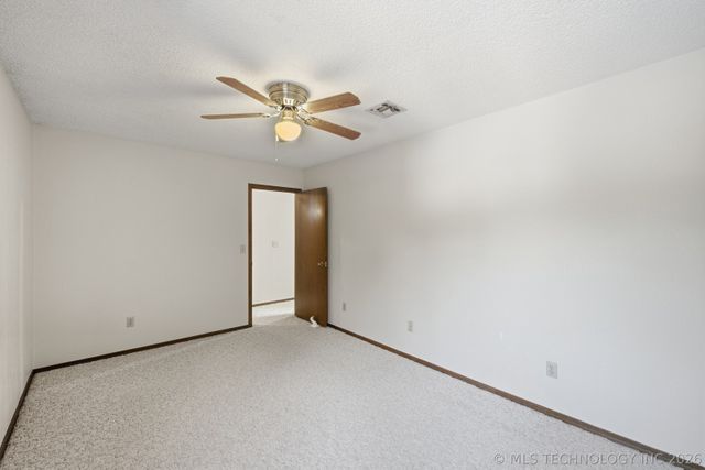 2412 W Fort Worth Street, Broken Arrow, OK 74012
