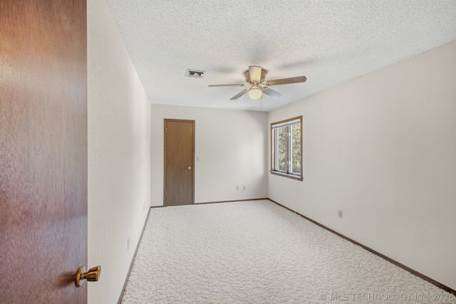 2412 W Fort Worth Street, Broken Arrow, OK 74012