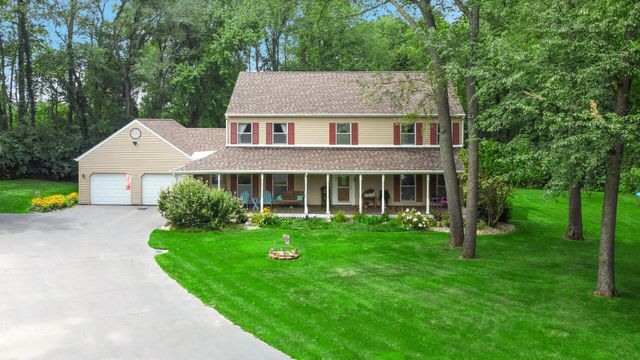100 N Pawnee Court, La Porte, IN 46350