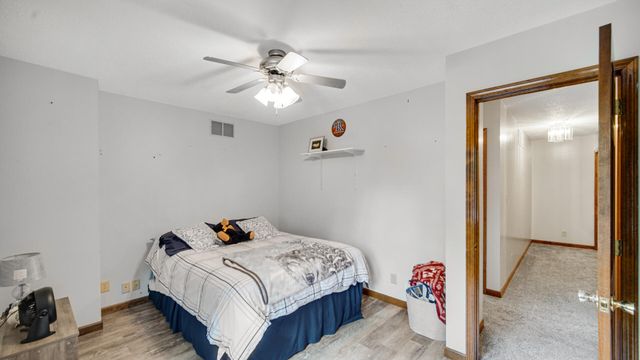 100 N Pawnee Court, La Porte, IN 46350