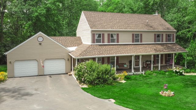 100 N Pawnee Court, La Porte, IN 46350