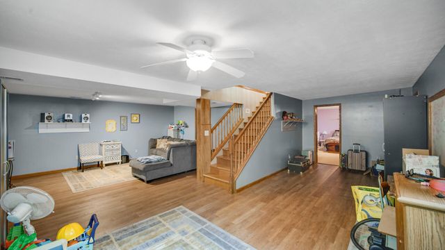 100 N Pawnee Court, La Porte, IN 46350
