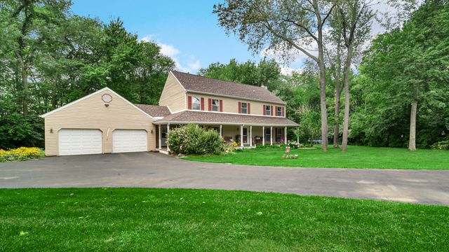 100 N Pawnee Court, La Porte, IN 46350
