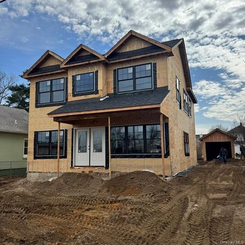 51 Willis Avenue, Syosset, NY 11791