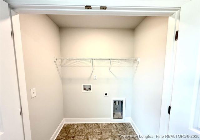 211 Drayton Hall Lane, Sanford, NC 27330