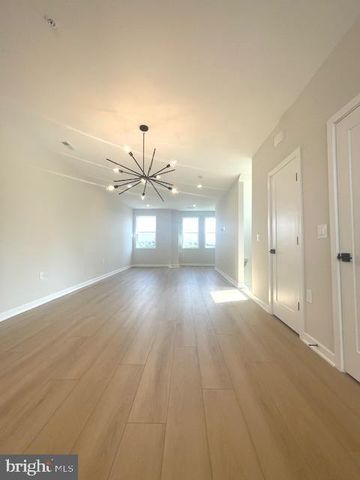 14431 GLEN MANOR DR, Chantilly, VA 20151