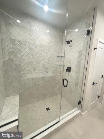 14431 GLEN MANOR DR, Chantilly, VA 20151