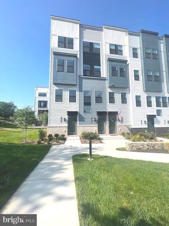 14431 GLEN MANOR DR, Chantilly, VA 20151