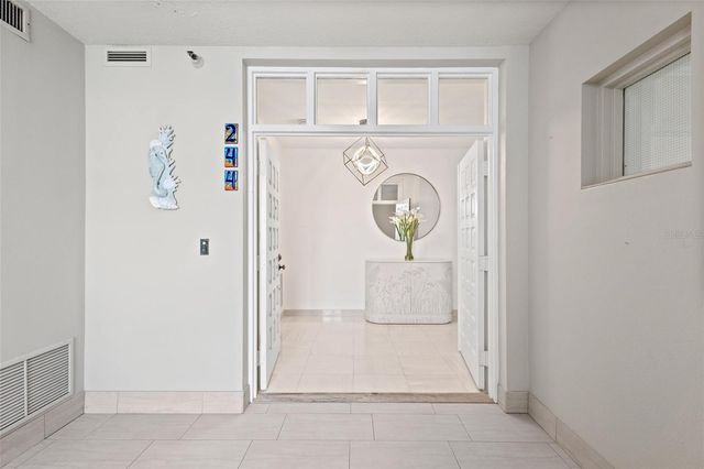 2450 HARBOURSIDE DRIVE 244, Longboat Key, FL 34228