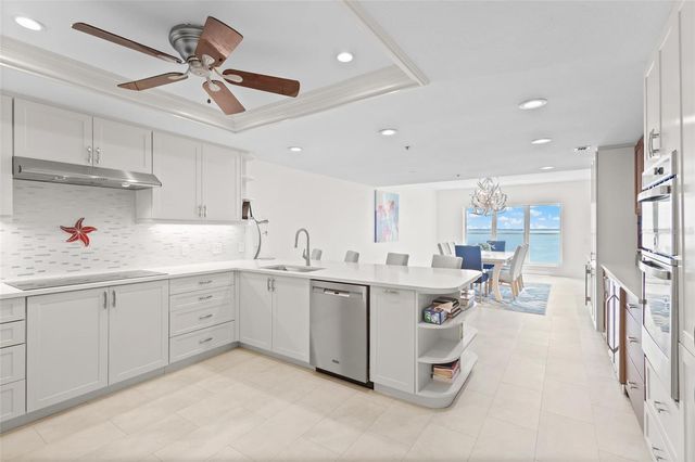 2450 HARBOURSIDE DRIVE 244, Longboat Key, FL 34228