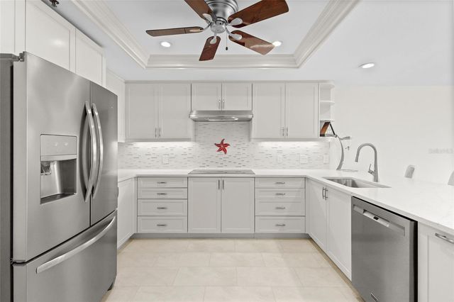 2450 HARBOURSIDE DRIVE 244, Longboat Key, FL 34228