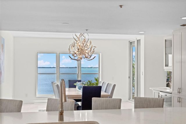 2450 HARBOURSIDE DRIVE 244, Longboat Key, FL 34228