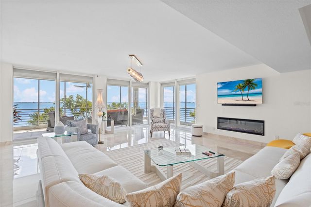 2450 HARBOURSIDE DRIVE 244, Longboat Key, FL 34228