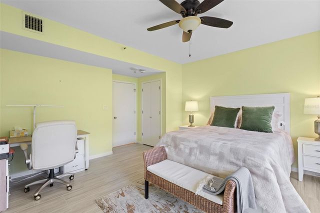 2450 HARBOURSIDE DRIVE 244, Longboat Key, FL 34228