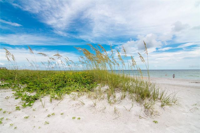 2450 HARBOURSIDE DRIVE 244, Longboat Key, FL 34228