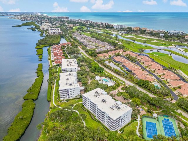 2450 HARBOURSIDE DRIVE 244, Longboat Key, FL 34228