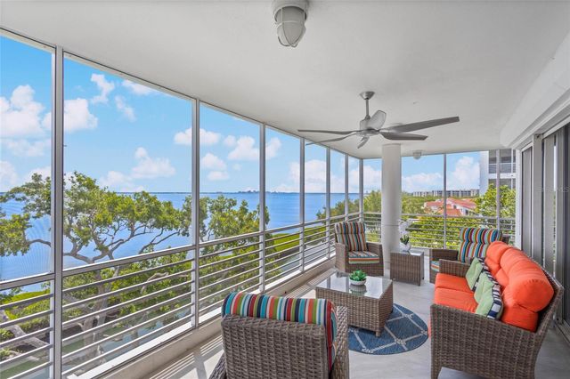 2450 HARBOURSIDE DRIVE 244, Longboat Key, FL 34228
