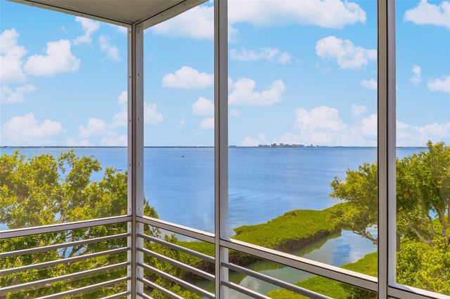 2450 HARBOURSIDE DRIVE 244, Longboat Key, FL 34228