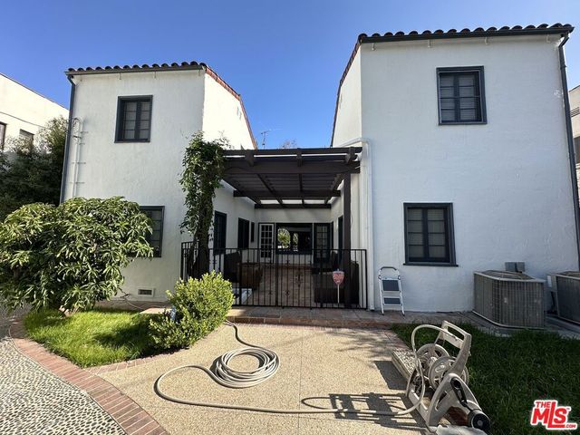 147 N Orange Drive, Los Angeles, CA 90036