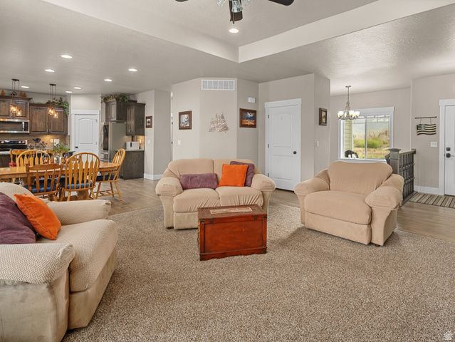 4548 N SHEEP CREEK DR, Eden, UT 84310