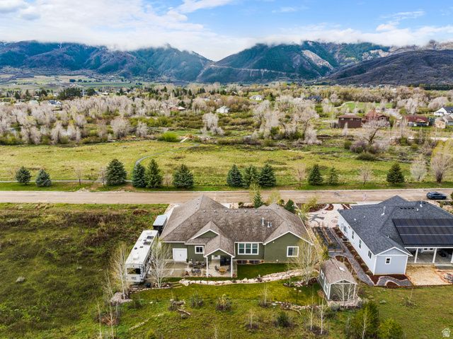 4548 N SHEEP CREEK DR, Eden, UT 84310