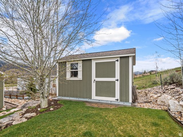 4548 N SHEEP CREEK DR, Eden, UT 84310