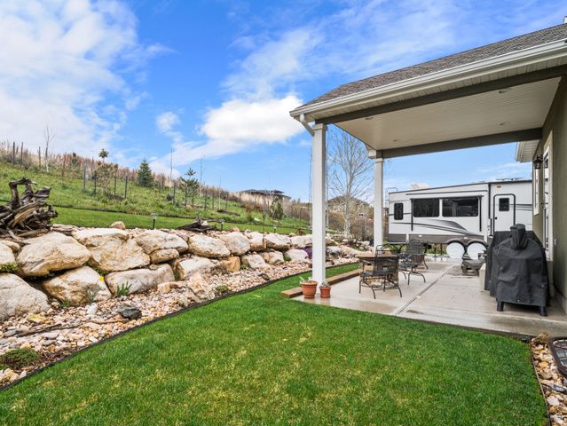 4548 N SHEEP CREEK DR, Eden, UT 84310