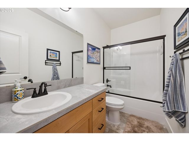724 Se 36TH St, Battle Ground, WA 98604