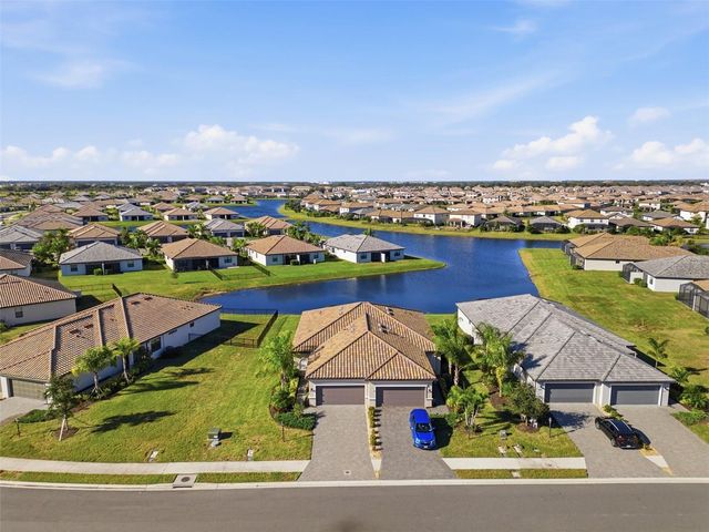 16079 SUNNY DAY DRIVE, Bradenton, FL 34211