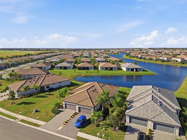 16079 SUNNY DAY DRIVE, Bradenton, FL 34211