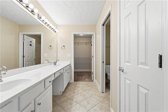 5226 Stone Village Circle NW 44, Kennesaw, GA 30152
