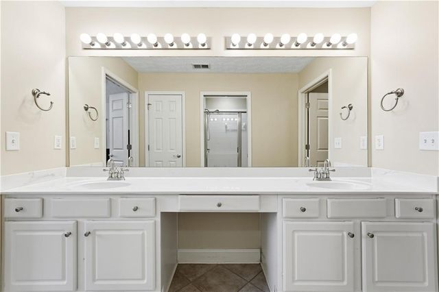 5226 Stone Village Circle NW 44, Kennesaw, GA 30152