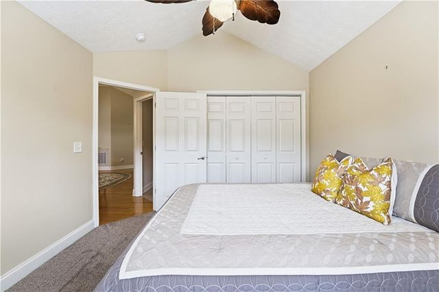 5226 Stone Village Circle NW 44, Kennesaw, GA 30152
