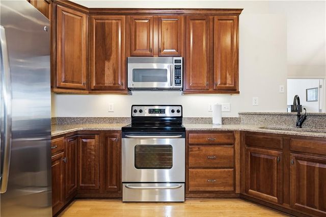 5226 Stone Village Circle NW 44, Kennesaw, GA 30152
