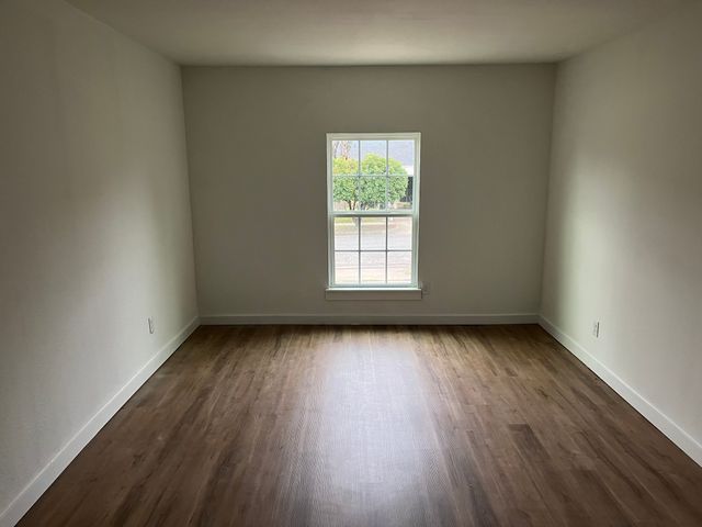 3771 Stagecoach Trail, Dallas, TX 75241