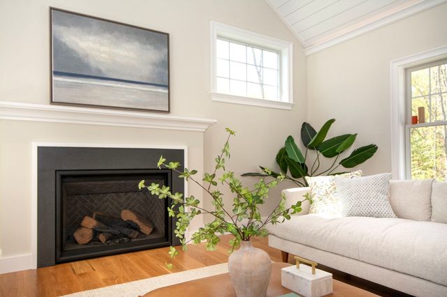 5 Snowy Owl Circle, Duxbury, MA 02332