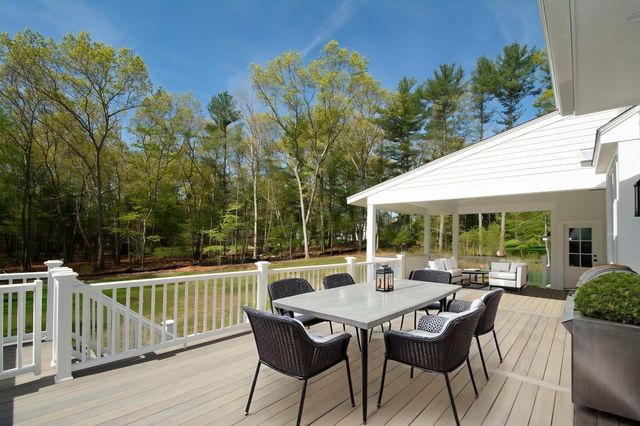 5 Snowy Owl Circle, Duxbury, MA 02332