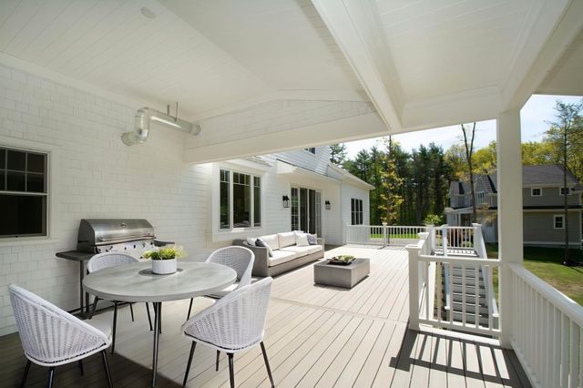 5 Snowy Owl Circle, Duxbury, MA 02332