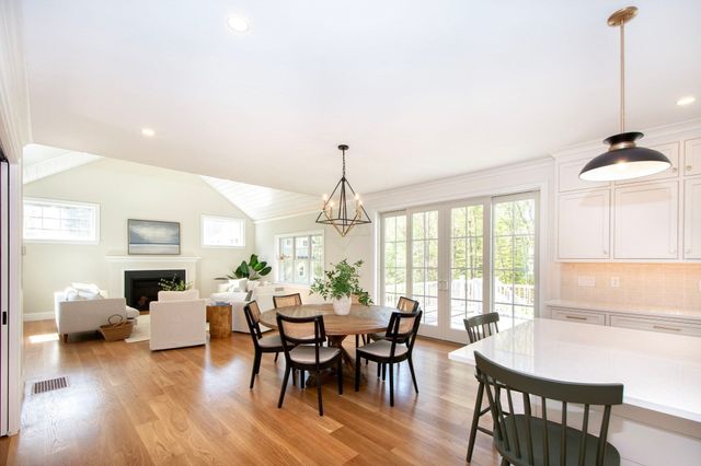 5 Snowy Owl Circle, Duxbury, MA 02332