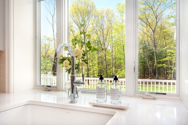 5 Snowy Owl Circle, Duxbury, MA 02332