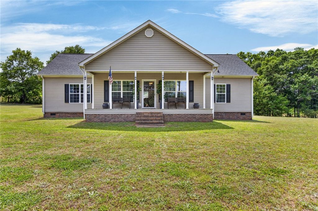 191 Herman Brooks Road, Belton, SC 29627