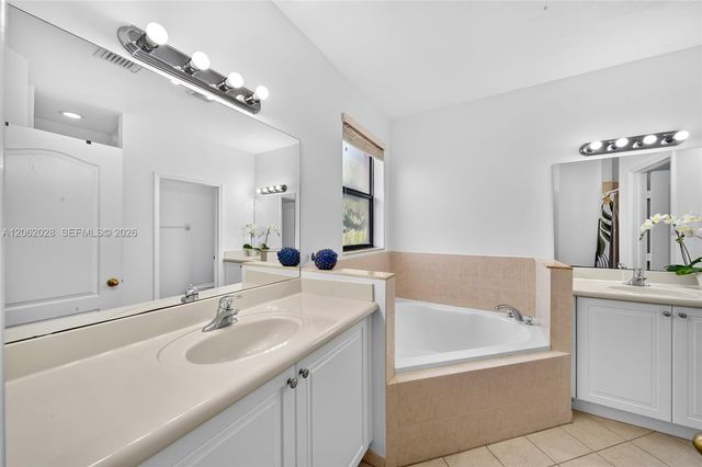 11413 SW 238th St, Homestead, FL 33032